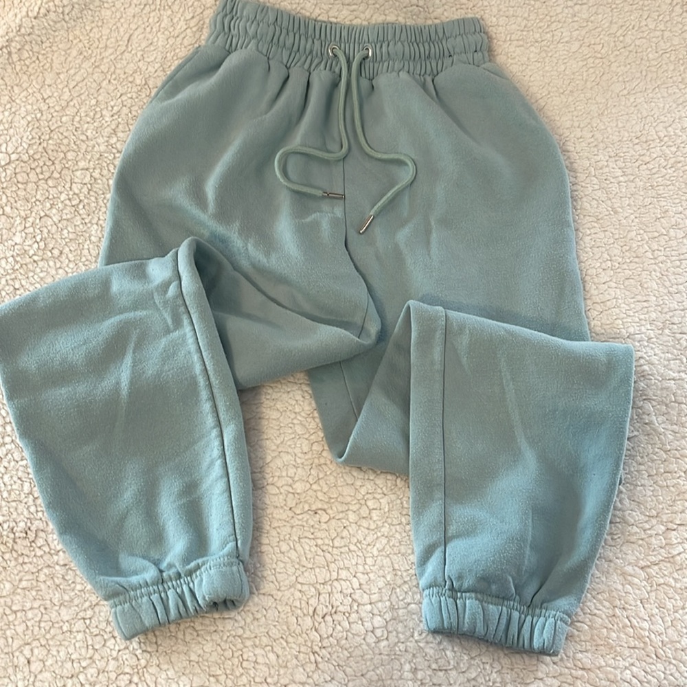 Forever 21 Sweatpants Lot, Size small. - Picture 13 of 16
